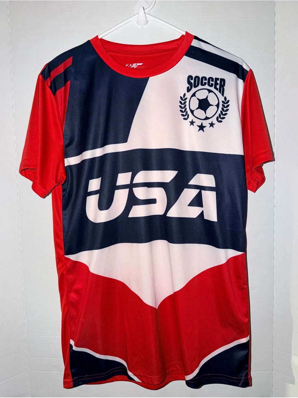 USA Soccer Graphic Jersey Shirt in Red, Navy & White